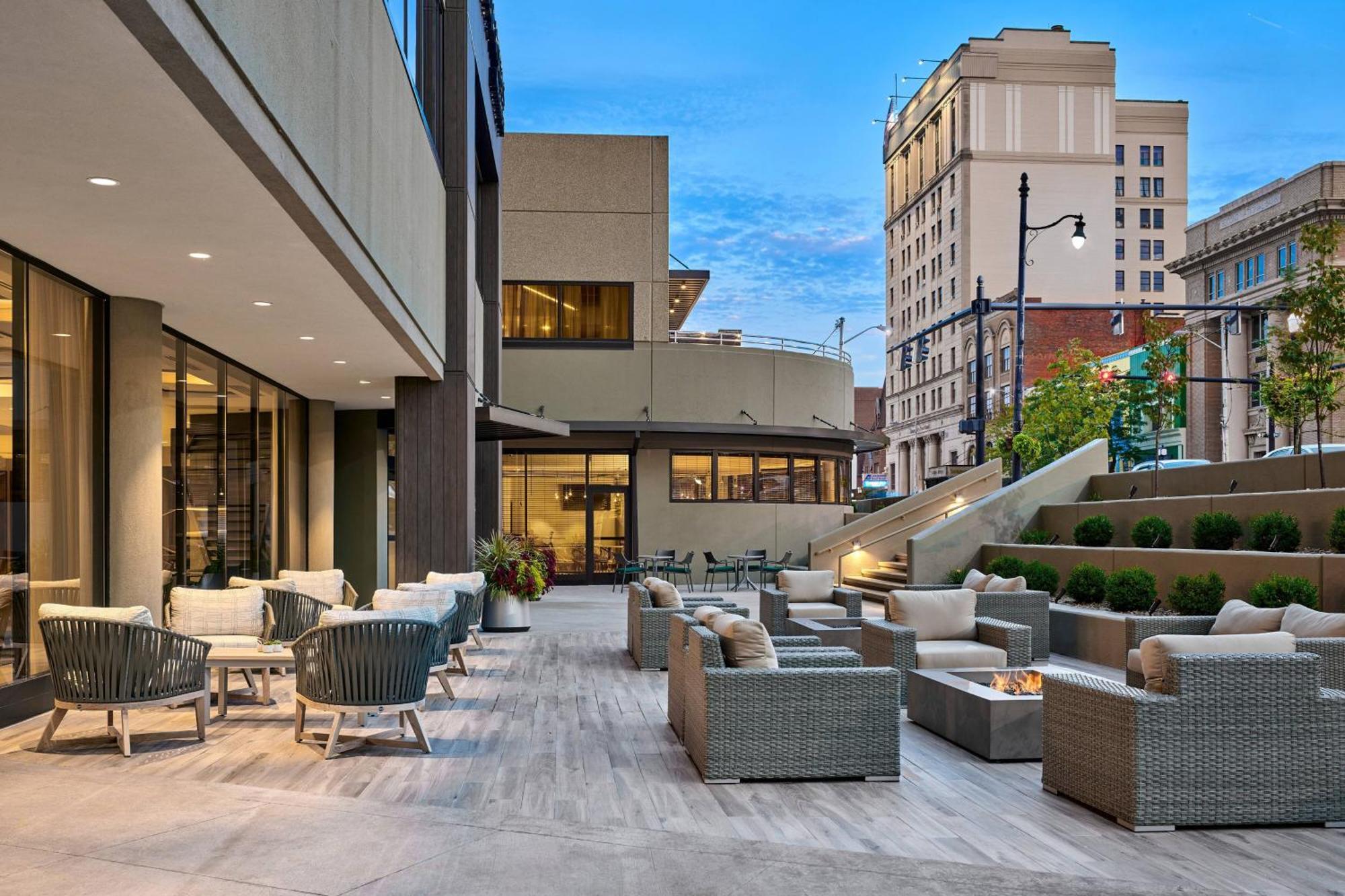 Delta Hotels By Marriott Ashland Downtown Exterior photo